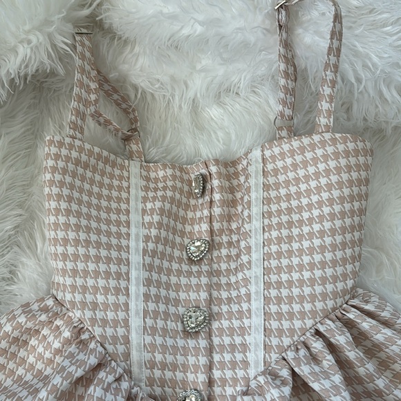 Gorgeous nwt two piece set; size small (runs small) - Picture 6 of 11